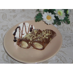 Рецепт: Шоколадные блины с карамелизированным бананом