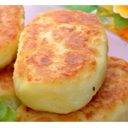 Котлеты из картофельного пюре — 6 рецептов пышных картофельных котлет