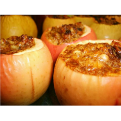 Как правильно запечь яблоки в микроволновке целиком в кожуре с медом или сахаром? Лучшие рецепты
