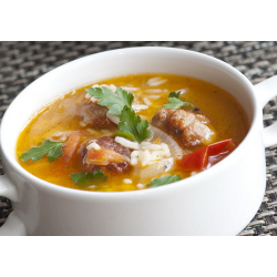Рецепт: Суп куриный с грибами, зеленью и помидором