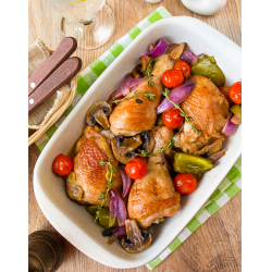 Рецепт: Куриные бедрышки с овощами