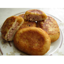 Рецепт: Пирожки из картофельного теста с мясом