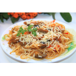 Рецепт: Спагетти с куриным филе и овощами