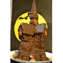 Рецепт: Торт "Страшный замок" на Хэллоуин