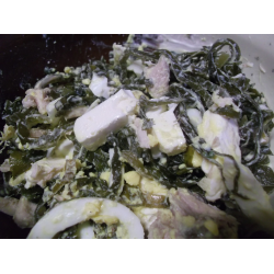 Рецепт: Салат из морской капусты с курицей под майонезом