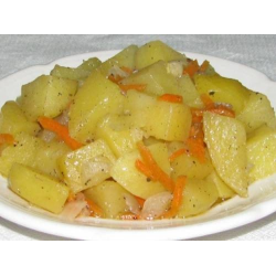 Рецепт: Тушеный картофель с морковью