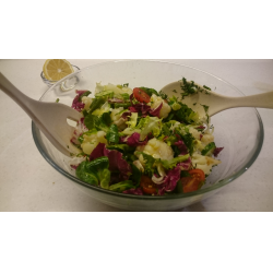 Рецепт: Сытный салат из цветной капусты с фасолью