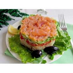 Рецепт: Салат слоеный с лососем