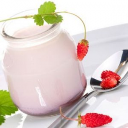 Натуральный йогурт в домашних условиях без йогуртницы — рецепт с фото и видео