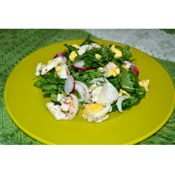 Рецепт: Салат из редиски с яйцом и с зеленью