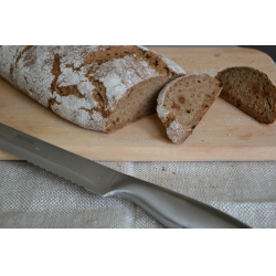 Рецепт: Хлеб ржаной на закваске с изюмом и кориандром