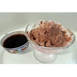 Рецепт: Шоколадное мороженое из сыра