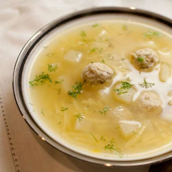 Рецепт: Суп с фрикадельками из гусиного фарша