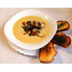 Рецепт: Сырный суп с мидиями и сухариками