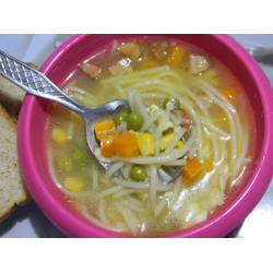 Рецепт: Овощной суп с сосисками