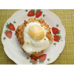 Рецепт: Картофельные гнезда с яйцами