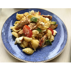 Рецепт: Салат "Итальянский" с макаронами и авокадо