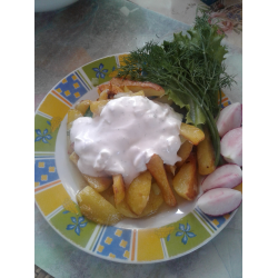 Рецепт: Жаренный картофель со сметанным соусом