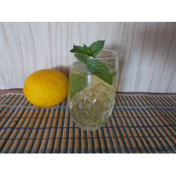 Рецепт: Зеленый чай с мятой и лимоном