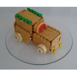 Рецепт: Детский десерт "Машинка из печенья"