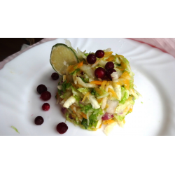 Рецепт: Салат для зимы с корнем сельдерея и пекинской капустой