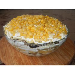 Слоеный салат с курицей и грибами — рецепт с фото пошагово