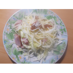 Рецепт: Салат из капусты с копченым кроликом