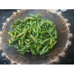 Рецепт: Салат с зеленой фасолью