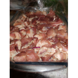 Рецепт: Шашлык из свинины на луковой подушке