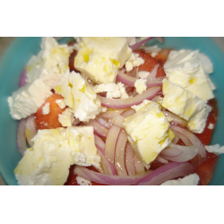 Рецепт: Салат из помидоров с сыром фета