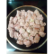 Фото Жареный свиной карбонат на сковородке