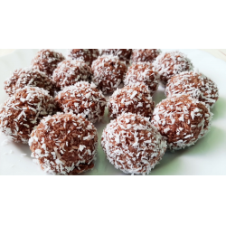 Рецепт: Шоколадные конфеты с кокосовой стружкой и грецкими орехами