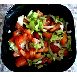 Рецепт: Салат из помидор и листового салата