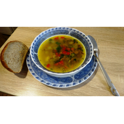 Рецепт: Легкий суп из замороженных маслят