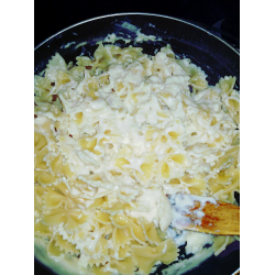 Рецепт: Паста в сливочно-чесночном соусе "Аля- Альфредо"