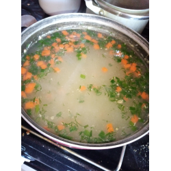 Рецепт: Легкий летний суп с куриным мясом