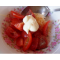 Фото Салат из свежих помидор с сыром и чесноком