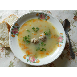 Рецепт: Суп с фрикадельками и хлопьями