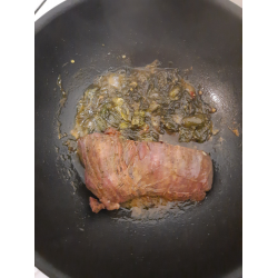 Рецепт: Нежная говядина в баклажановом маринаде