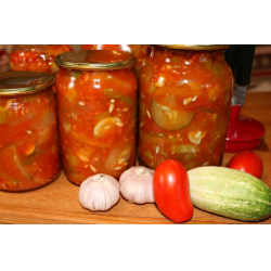 Рецепт: Салат Огурцы в помидорах на зиму