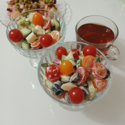 Рецепт: Порционный салат "Весенняя миниатюра"