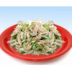 Рецепт: Салат с куриным мясом и кунжутным соусом