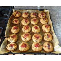 Фото Овсяное печенье с орехами, изюмом и шоколадом